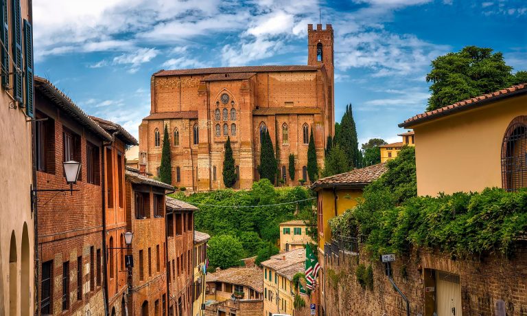 Tour Siena, Volterra e San Gimignano