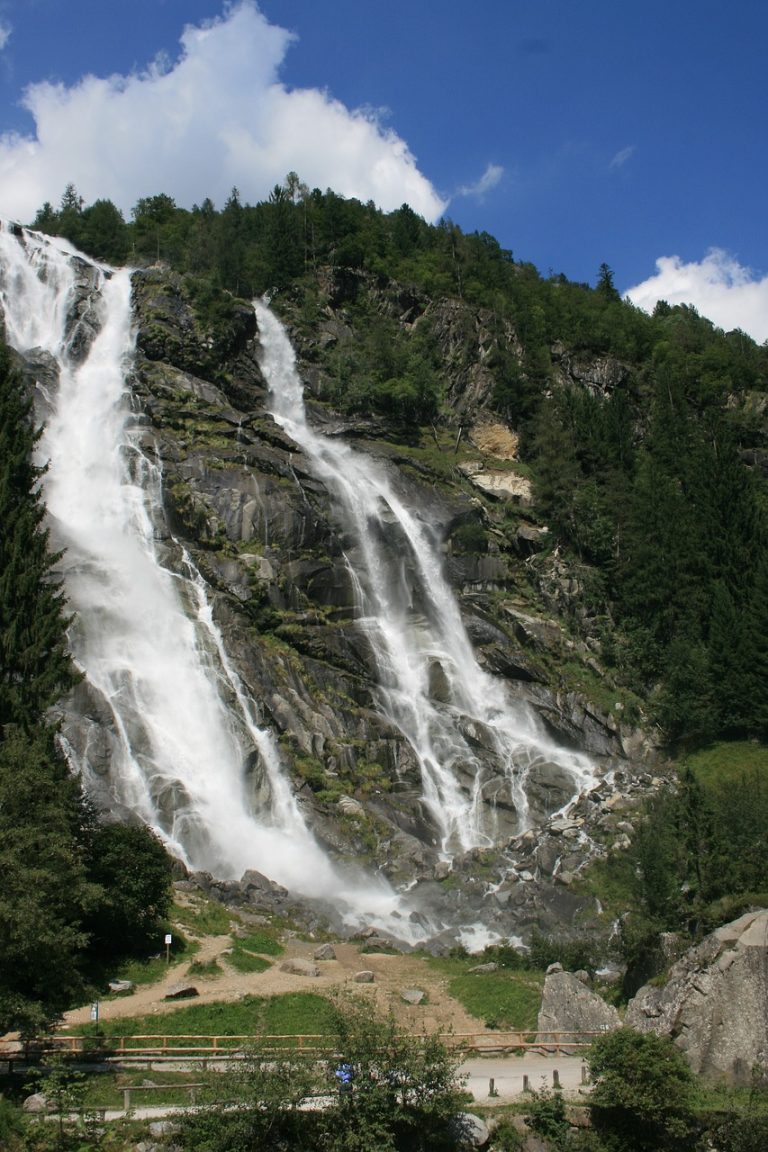 CASCATE DI NARDIS E MADONNA DI CAMPIGLIO