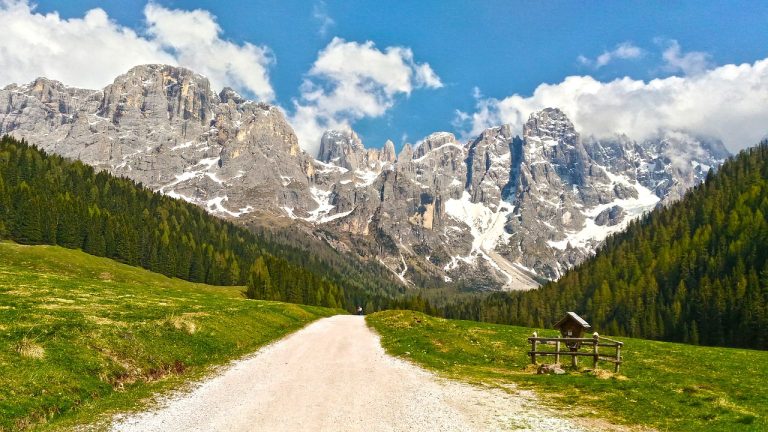SAN MARTINO DI CASTROZZA E BAIA SEGANTINI