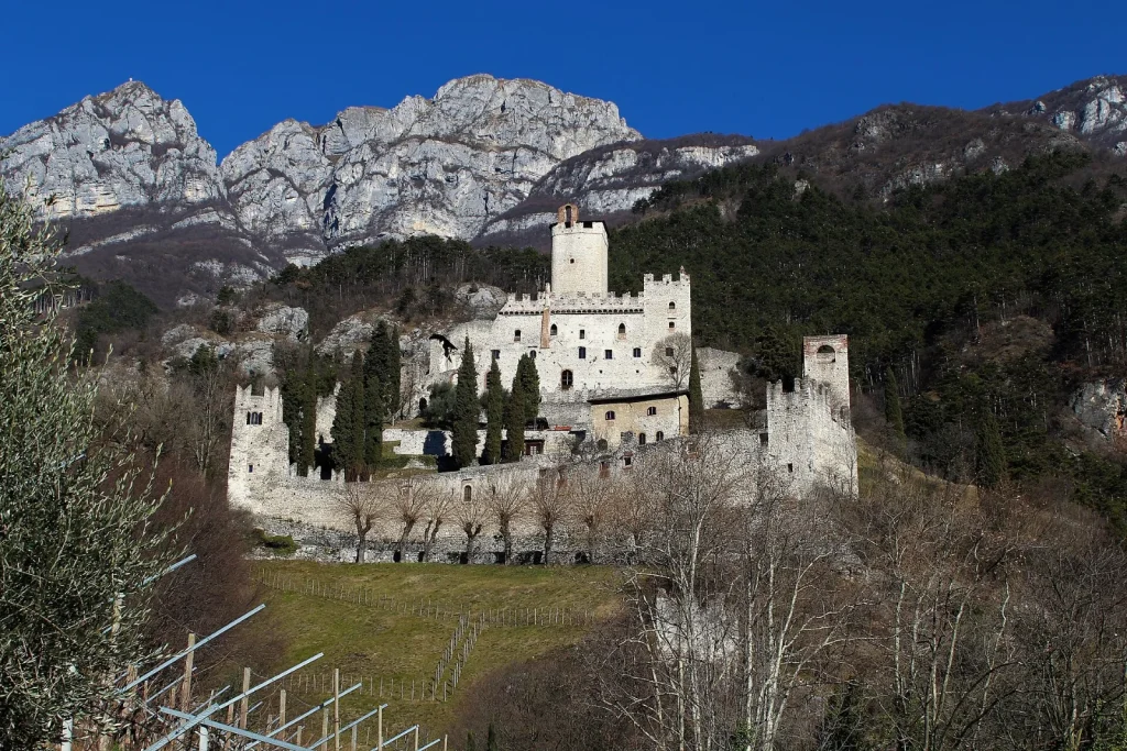 Castello di Avio